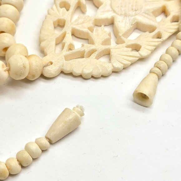 Handcrafted Carved Cream Beaded Necklace Floral Pendant Vintage Jewelry je207 - Picture 9 of 9
